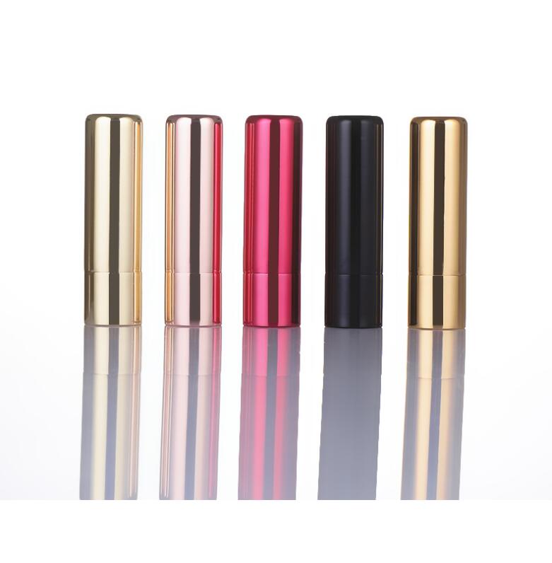 Magnetic lipstick tube