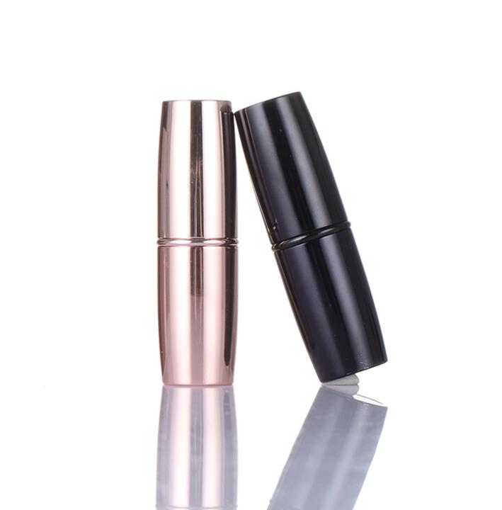 	Magnetic lipstick tube
